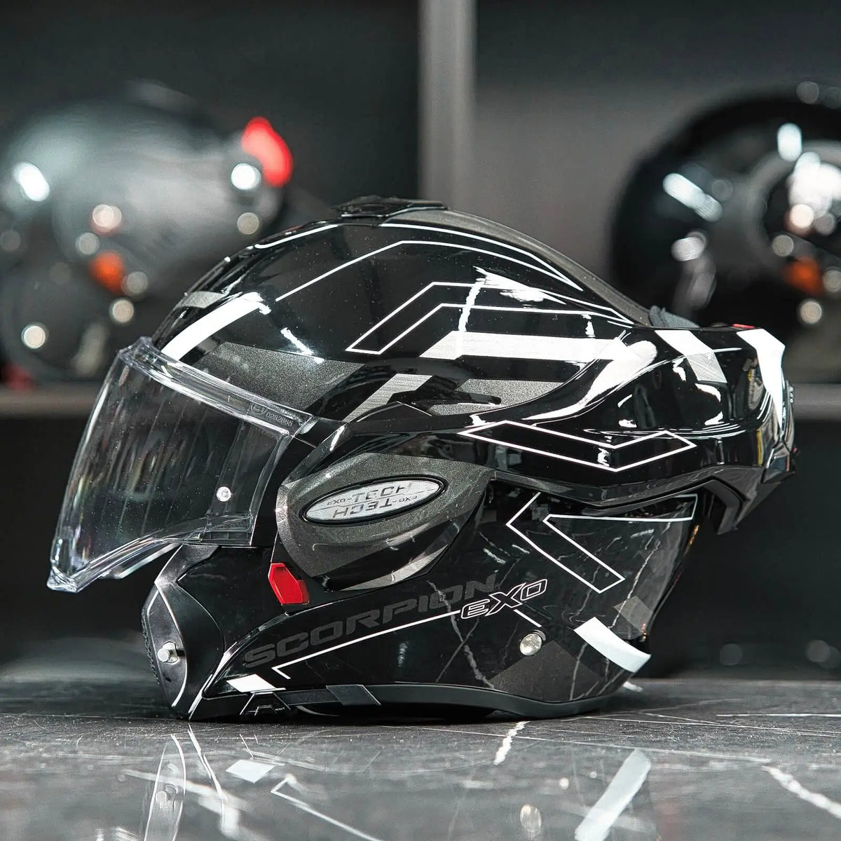 Scorpion Exo-Tech Evo Conquer Black-White
