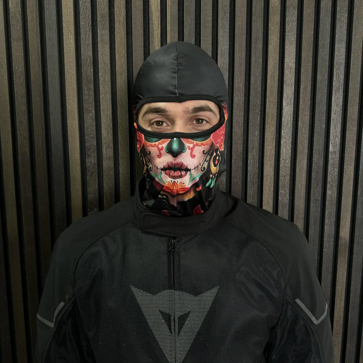 Helm muts zwart death woman face