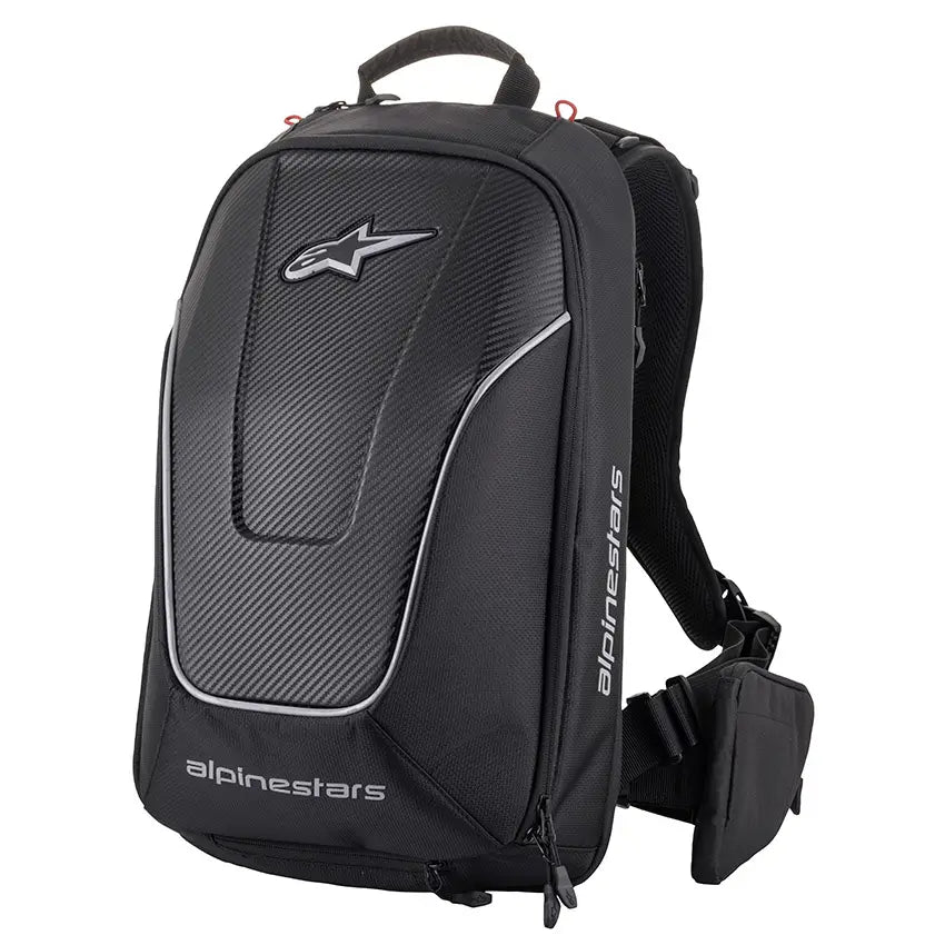 Alpinestars Charger Pro Backpack, een strak design motor rugzak met 22 liter inhoud, uitbreidbaar, laptopvak en rugprotector compartiment.