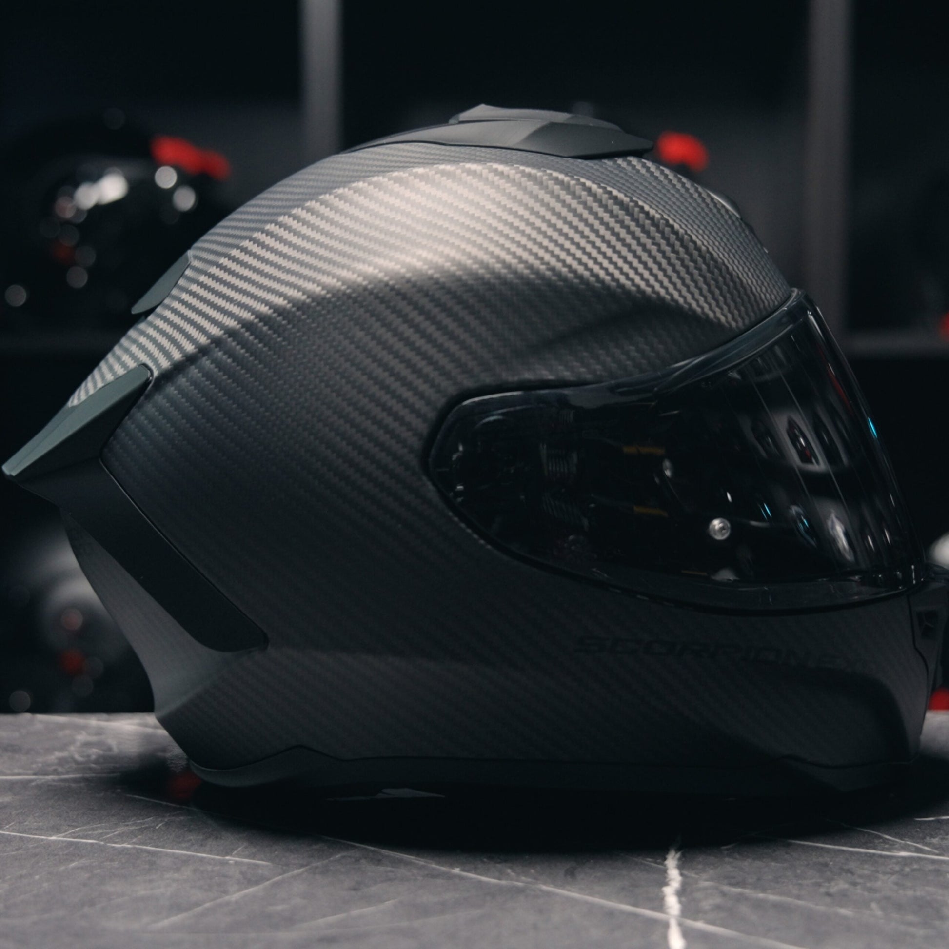 Scorpion EXO-1500 Carbon Solid Matt Black